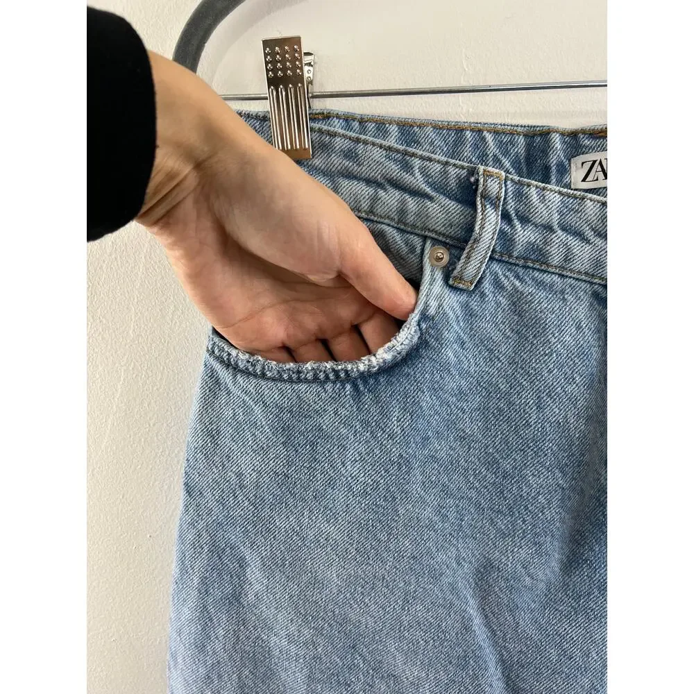 ZARA Blue Medium Wash Button Fly Raw Hem Cropped Straight Leg Jeans Size 6
